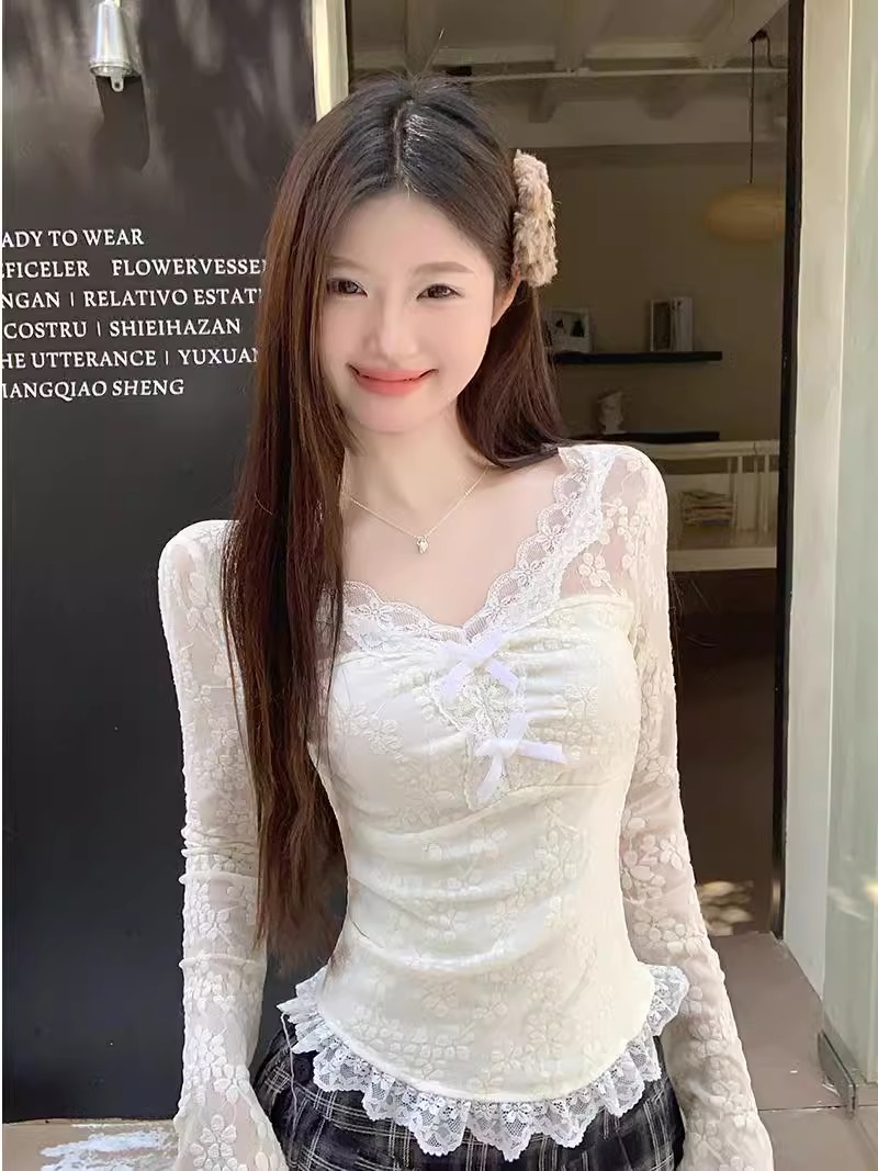 Resin Vat - Pure Desire T-shirt met kantbies en