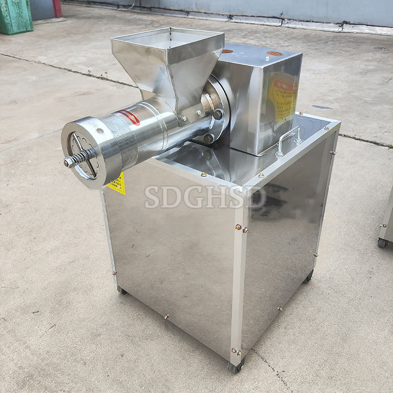 Extruder - Huishoudelijke elektrische automatische kleine macaroni-extruder, pastamachine